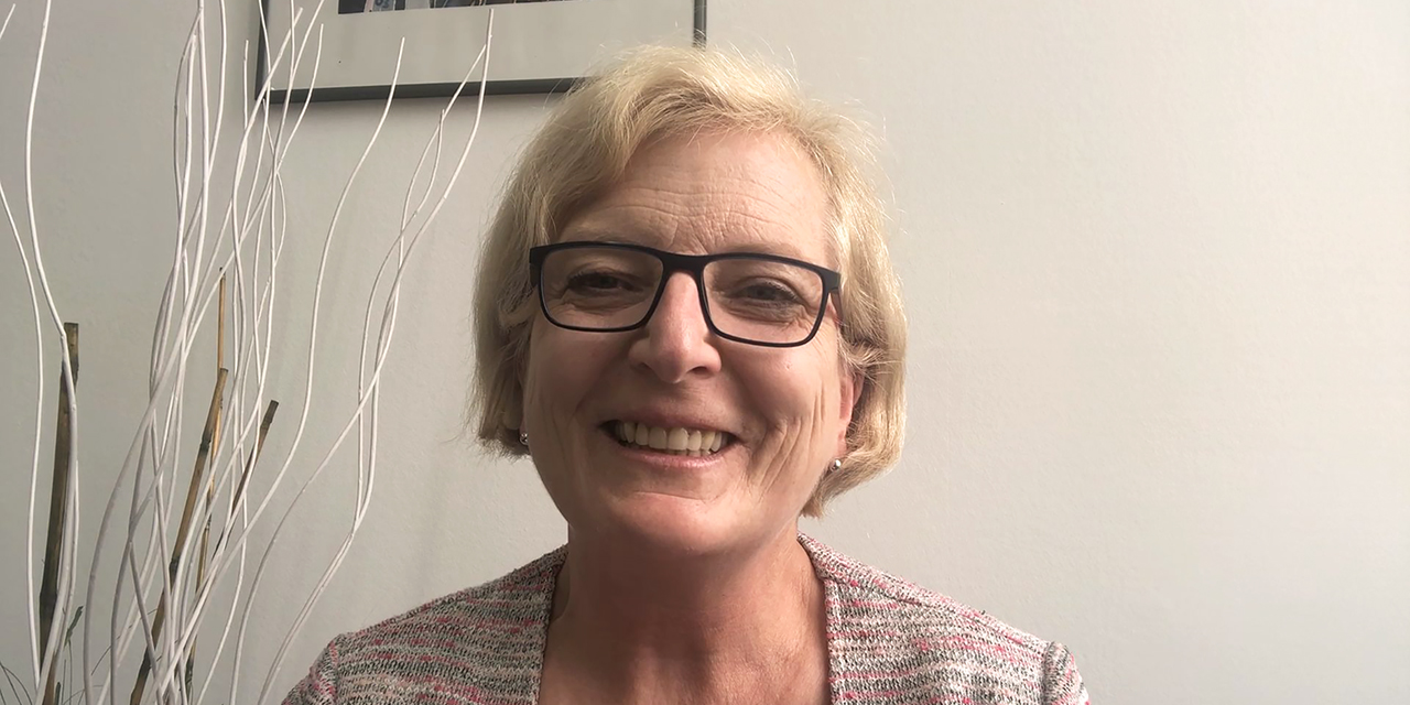 Portraitbild Prof. Ulrike Tippe