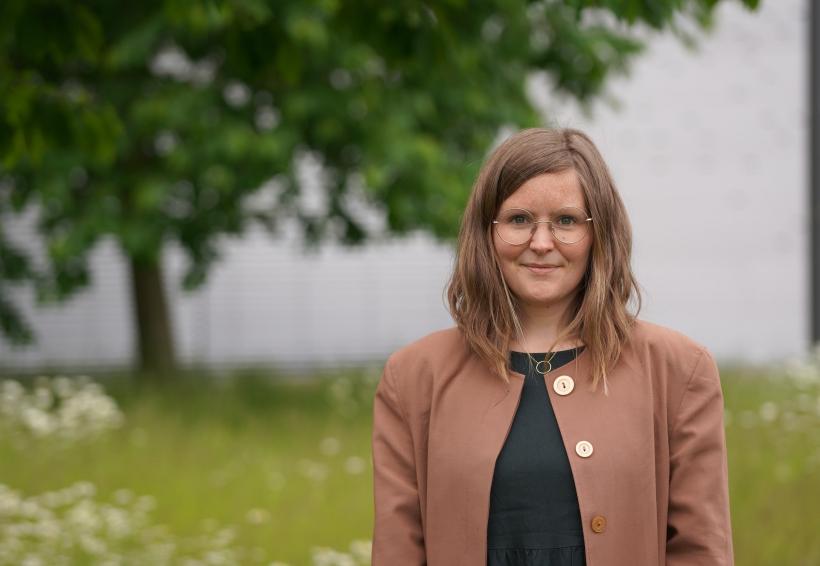   Caroline  Huth 