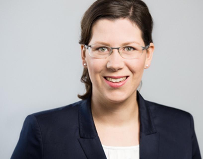  Dr.-Ing. Sarah  Schneider 