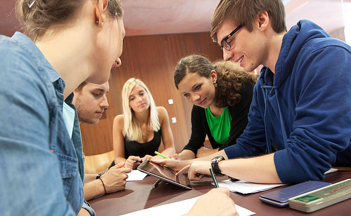 Studierende lernen gemeinsam