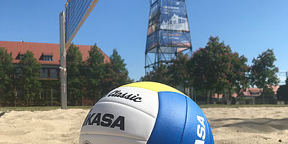 Beachvolleyball auf dem Campus