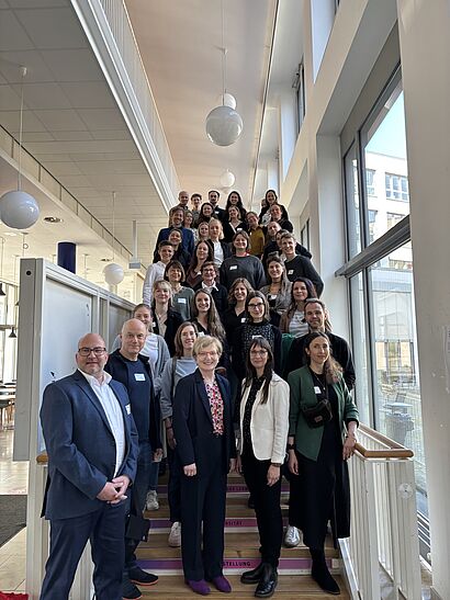 Gruppenfoto aller Teilnehmenden der Conference des NW-GH-BB am 28.03.2025 an der ASH