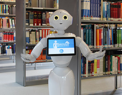 Einsatz humanoider Roboter als Helfer in der Hochschulbibliothek