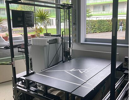 Heissdrahtschneidemaschine