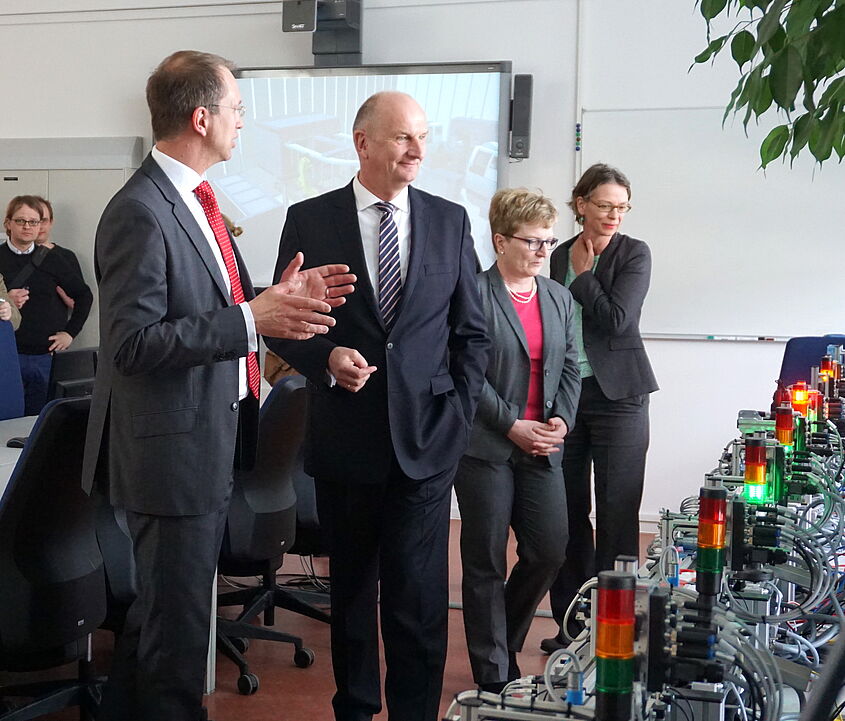 MP Woidke im Technikum MP Woidke im Technikum