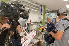Luftfahrttechnik-Labor TV-Aufnahmen im Luftfahrttechnik-Labor