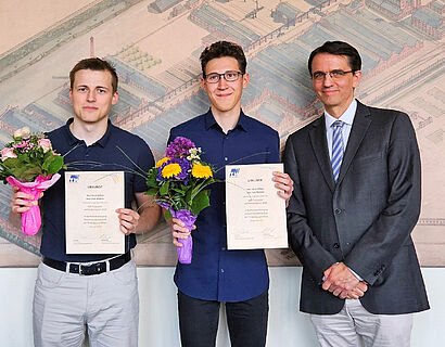 VST-Studierende erhalten ihre Auszeichnung 2025