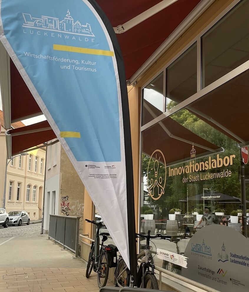 Stadtmarketing Verein Luckenwalde e V Blick von außen auf das Innovationslabor der Stadt Luckenwalde
