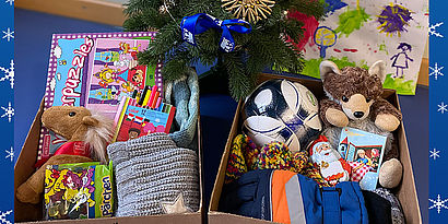 Pakete für Spendenaktion "Weihnachtsgruß für Kinder in Charkiw"
