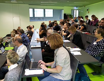 Teilnehmende beim Bibliothekssymposium