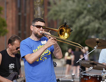 Martin Frank beim Auftritt seiner Band Yellow Snow