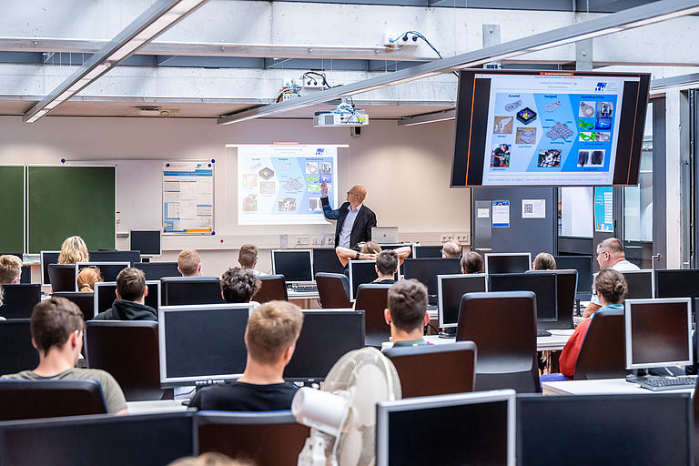 Präsentation mit Beamer