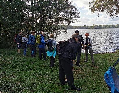 Wanderpause am See 3