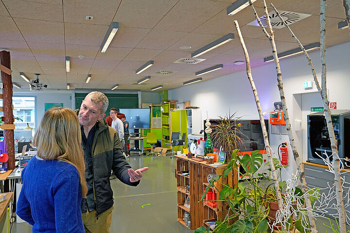 Besuch Vives University