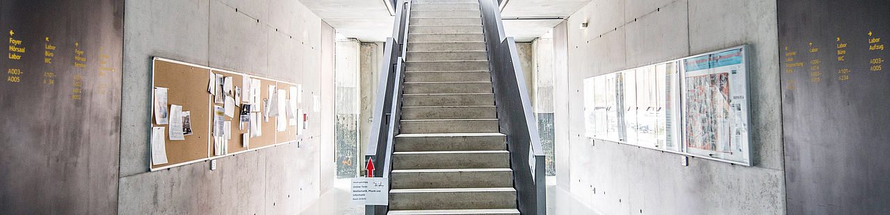 Halle 14 Treppe Bühne