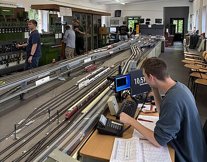 Sicht auf das Eisenbahn Betriebs- und Experimentierfeld der TU-Berlin