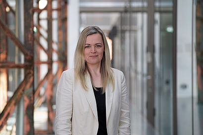 Prof. Verena Klapschus