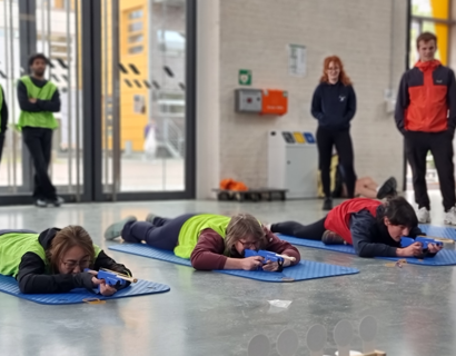Personen beim Sportschießen
