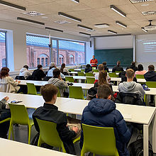 Rund 260 Schülerinnen und Schüler aus Berlin und Brandenburg beim 12. Fachtag Informatik der TH Wildau