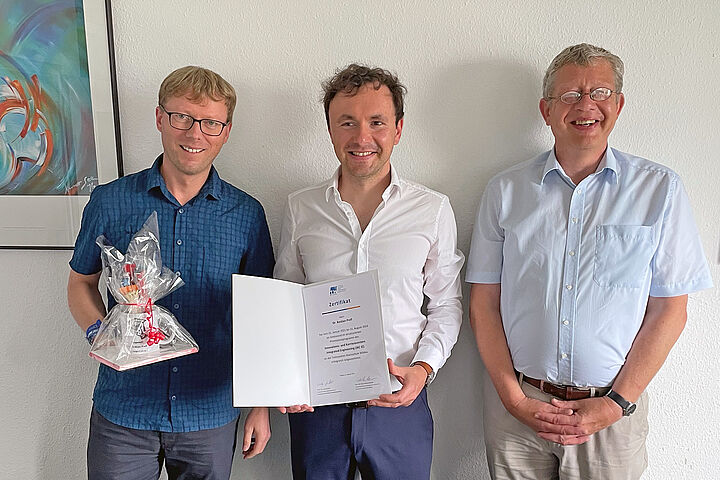 v.l.n.r.: Dr. Carsten Hille, Dr. Bastian Prell, Prof. Klaus-Martin Melzer (Bild: Jörg Reiff-Stephan)