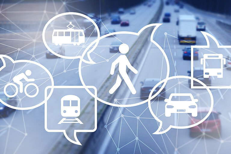 Sprechblasen mit Verkehrsmitteln mit Verkehrshintergrund