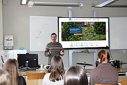 Studienorientierung der TH Wildau beim Berufs- und Orientierungstag in Finsterwalde