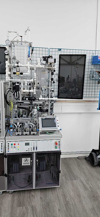 SeeHund Komplettanlage im Labor für Automatisierungstechnik