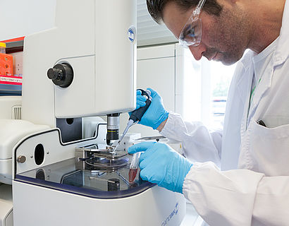 Nanolithograph