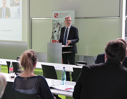 Grusswort - Staatssekretär Hendrik Fischer im Ministerium für Wirtschaft und Energie des Landes Brandenburg