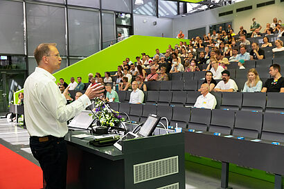 Prof. Jörg Reiff-Stephan im Audimax