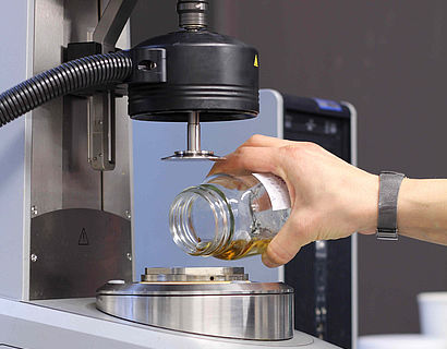 Untersuchung am Rheometer