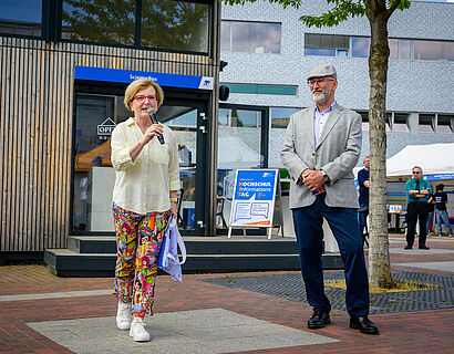 TH-Wildau-Präsidentin Prof. Ulrike Tippe und Wildaus Bürgermeister Frank Nerlich bei der Eröffnung des HIT 2026