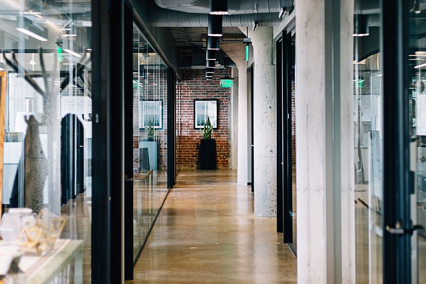 Mia baker 359838 unsplash Hallway