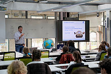 Schülerinnen und Schüler während eines Seminars beim 13. Fachtag Informatik der TH Wildau