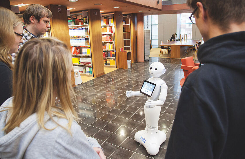Wilma in der Bibliothek - Hochschulperle