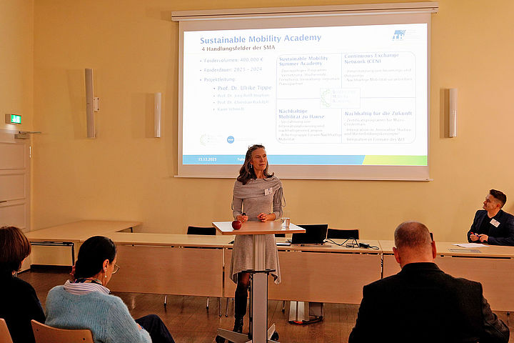 Sustainable Mobility Academy