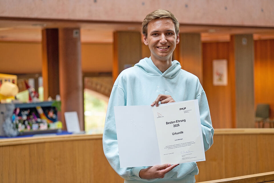 Leon Eppinger erhielt im September eine Besten-Ehrung
