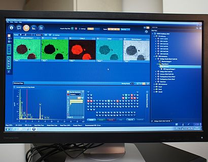 Rasterelektronenmikroskop Display für Energiedispersive Röntgenspektroskopie (EDX)