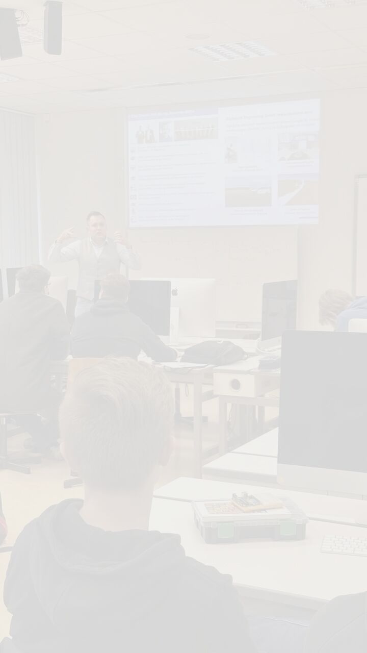 Dozent Köthe in der Lehre