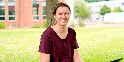 Portrait Studentin Wirtschaftsinformatik 