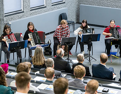 Musizierende der Musikschule Fröhlich bei der Absolvent/-innenverabschiedung 2022