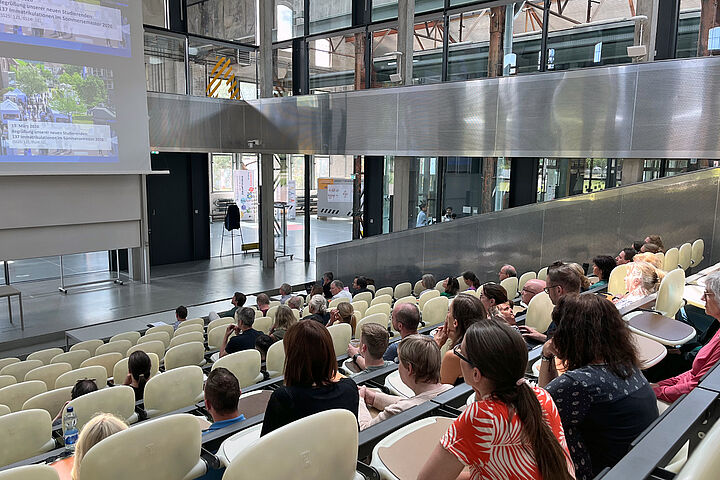 Hörsaal 14