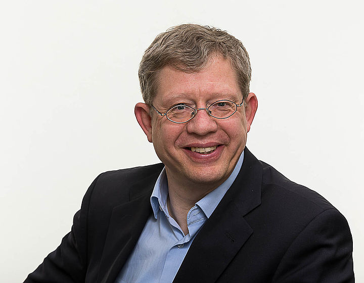  Klaus Martin  Melzer, Vizepräsident, Forschung