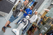 Wilma und Team Hochschulinformationstag