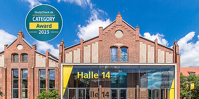 Bild vom Campus der TH Wildau mit Logo des StudyCheck Category Awards 2023