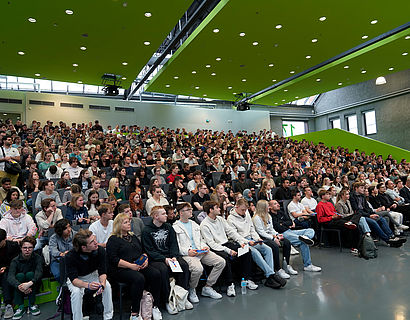 Studierende im Audimax der TH Wildau