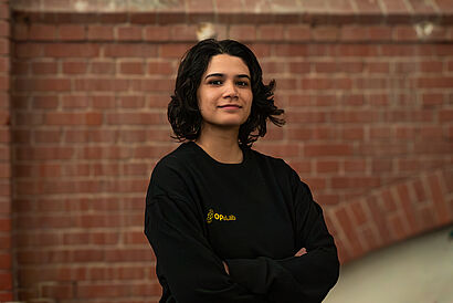 Foto der studentischen Beschäftigten Hasti Mehdizadeh