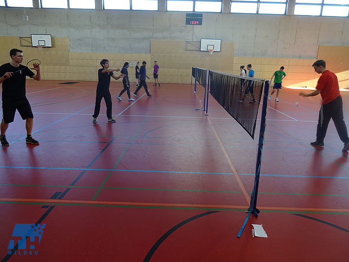 Badminton