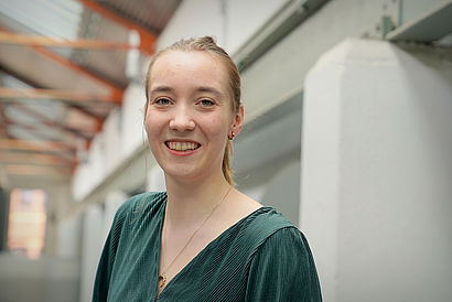 DSC08984 001 Hedda im Potrait Halle 14.